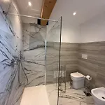 Apartment Iris Modena