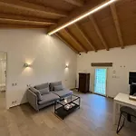 Апартаменты Iris *