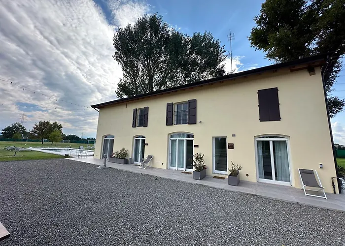 Iris Апартаменти Модена