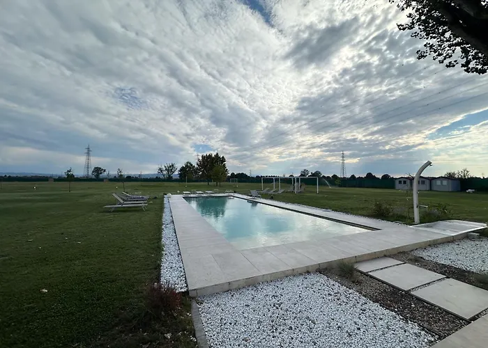 Апартаменти Iris